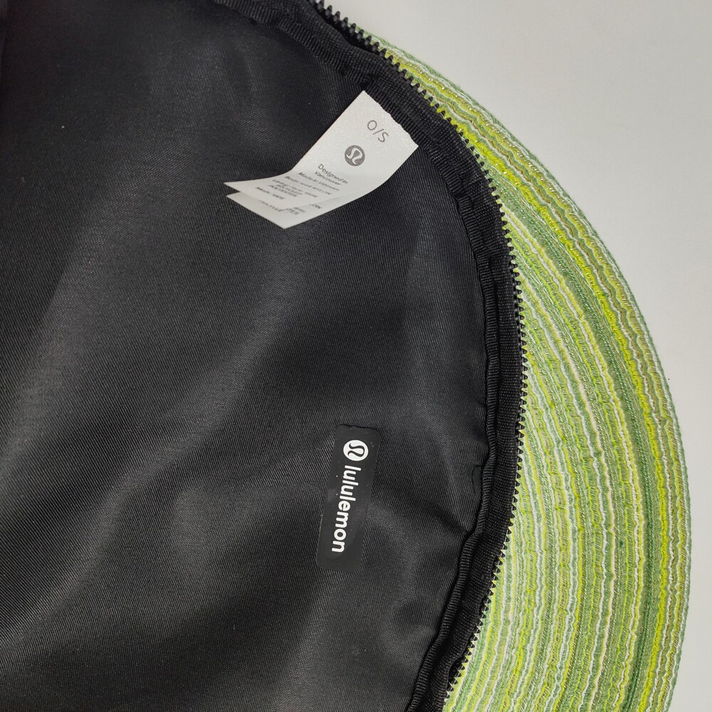 Lululemon Festival Bag 5L • Black/Gold • New - Picture 8 of 8